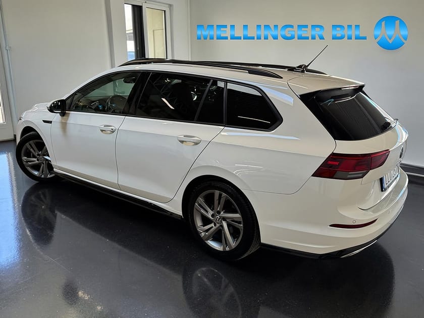 Bild 5 av Volkswagen Golf Sportscombi SC 1.5 eTSI 150hk ACT R-Line Dragpkt Värmare