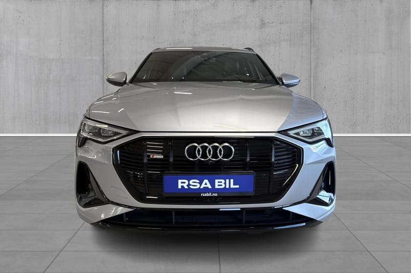 Bilde 2 av Audi e-tron Sportback 55 quattro S-Line, Matrix, Hengerfeste, 360 kamera, memory