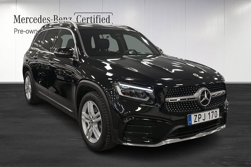 Bild 2 av Mercedes-Benz GLB 220 d 4MATIC AMG Panorama Dragkrok Panelbelysning