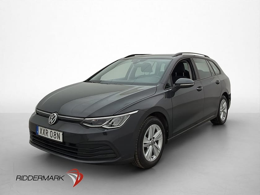 Bild 1 av Volkswagen Golf Sportscombi 1.5 eTSI 131hk CarPlay Rattvärme