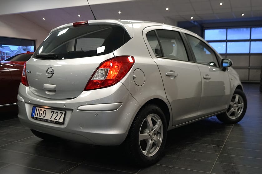 Bild 3 av Opel Corsa 5-dörrar 1.4 Automatisk 6000mil