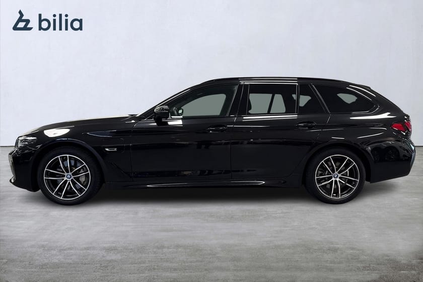 Bild 3 av BMW 530e xDrive Touring M-sport | Drag | HiFi | Backkamera