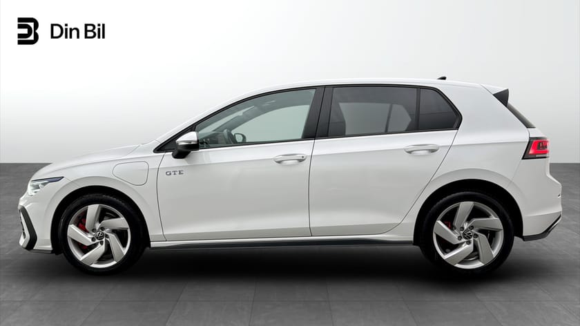 Bild 2 av Volkswagen Golf GTE 272 DSG /Panorama/Led-Matrix/Navi9"