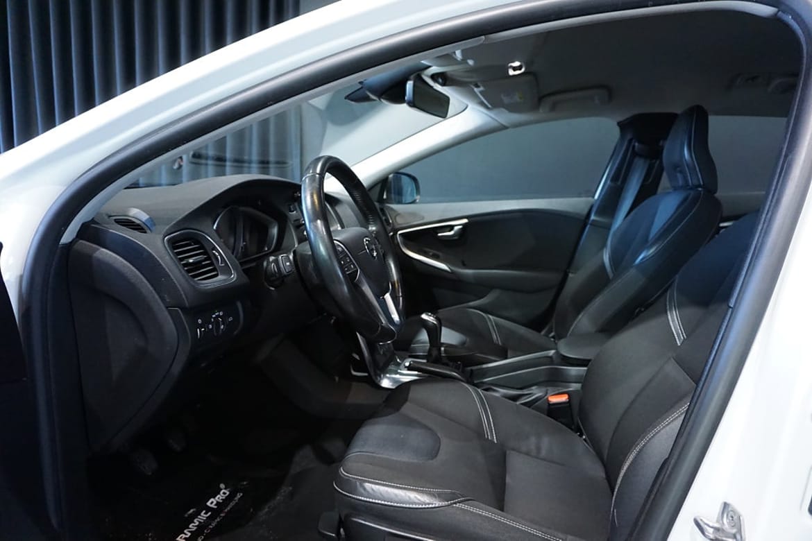 Volvo V40 2017 - miniatyr 12