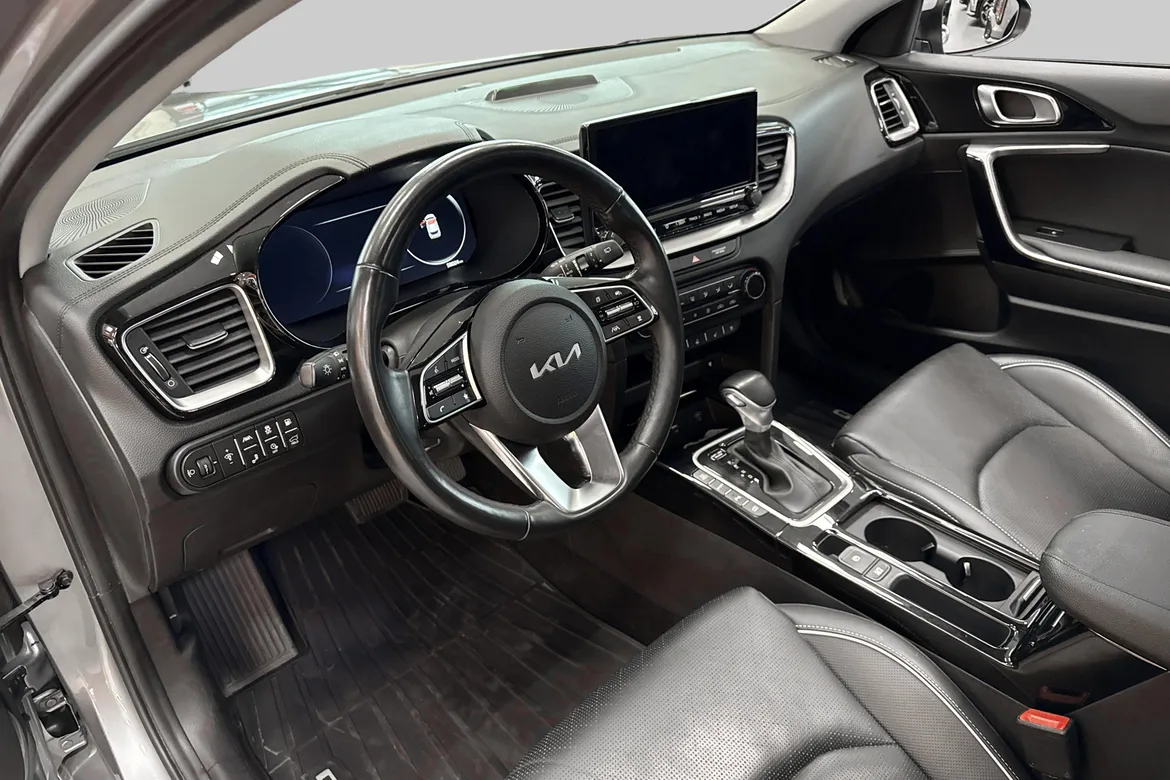 picture of a car