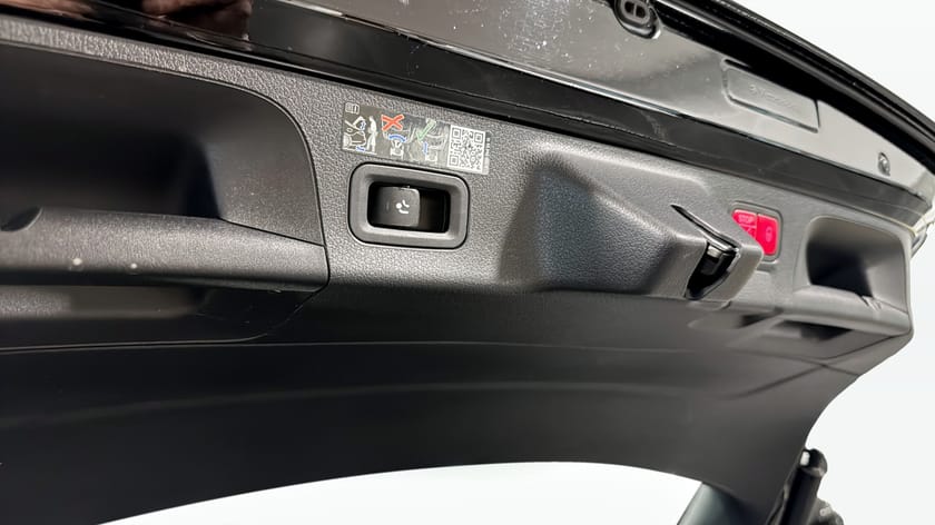 Bild 5 av Mercedes-Benz CLA 250 e Shooting Brake 8G-DCT, AMG PAKET, 19" ALU, 218hk, 2023