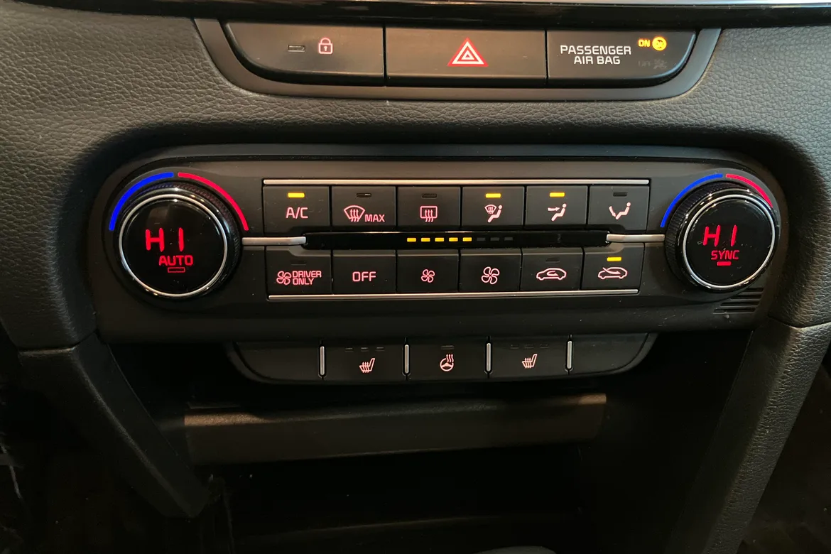 picture of a car