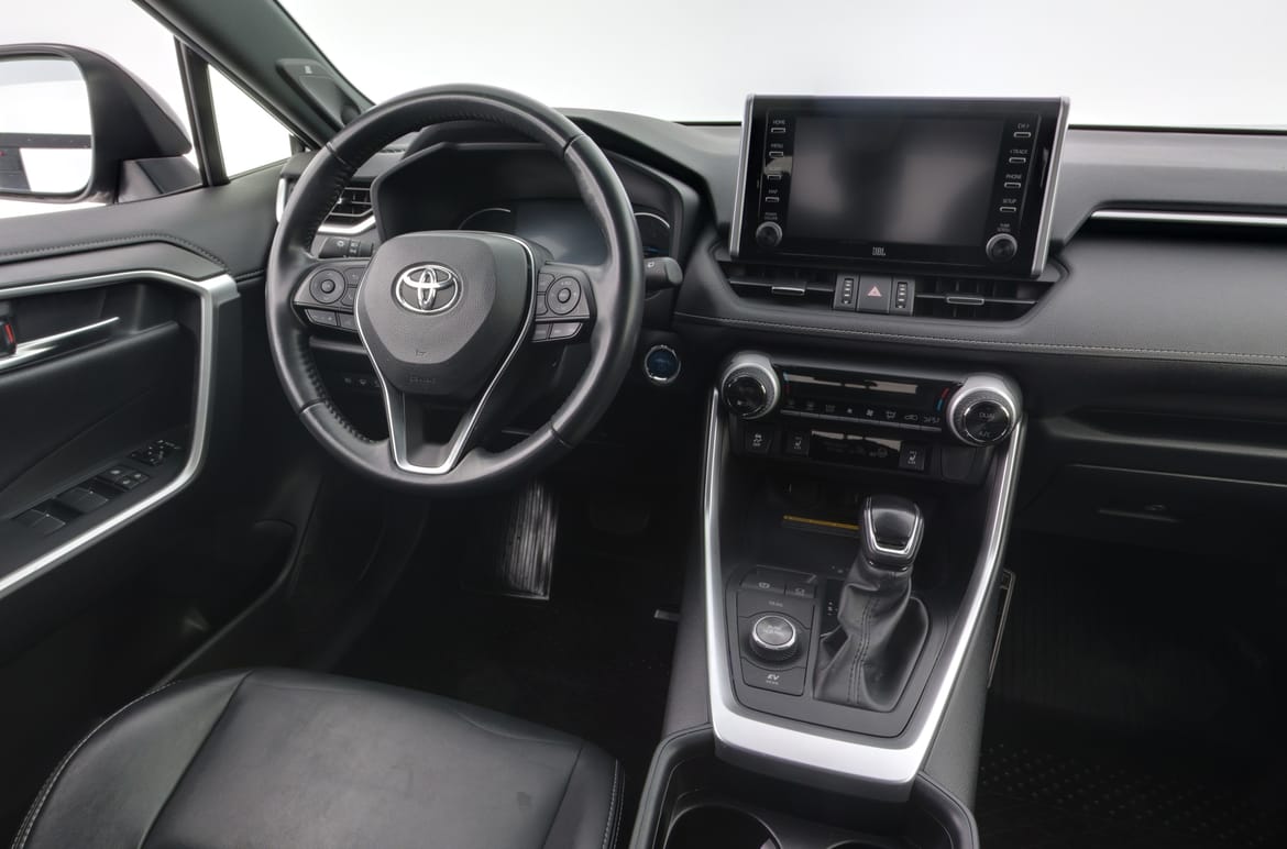 Toyota RAV4 2021 - miniatyr 8