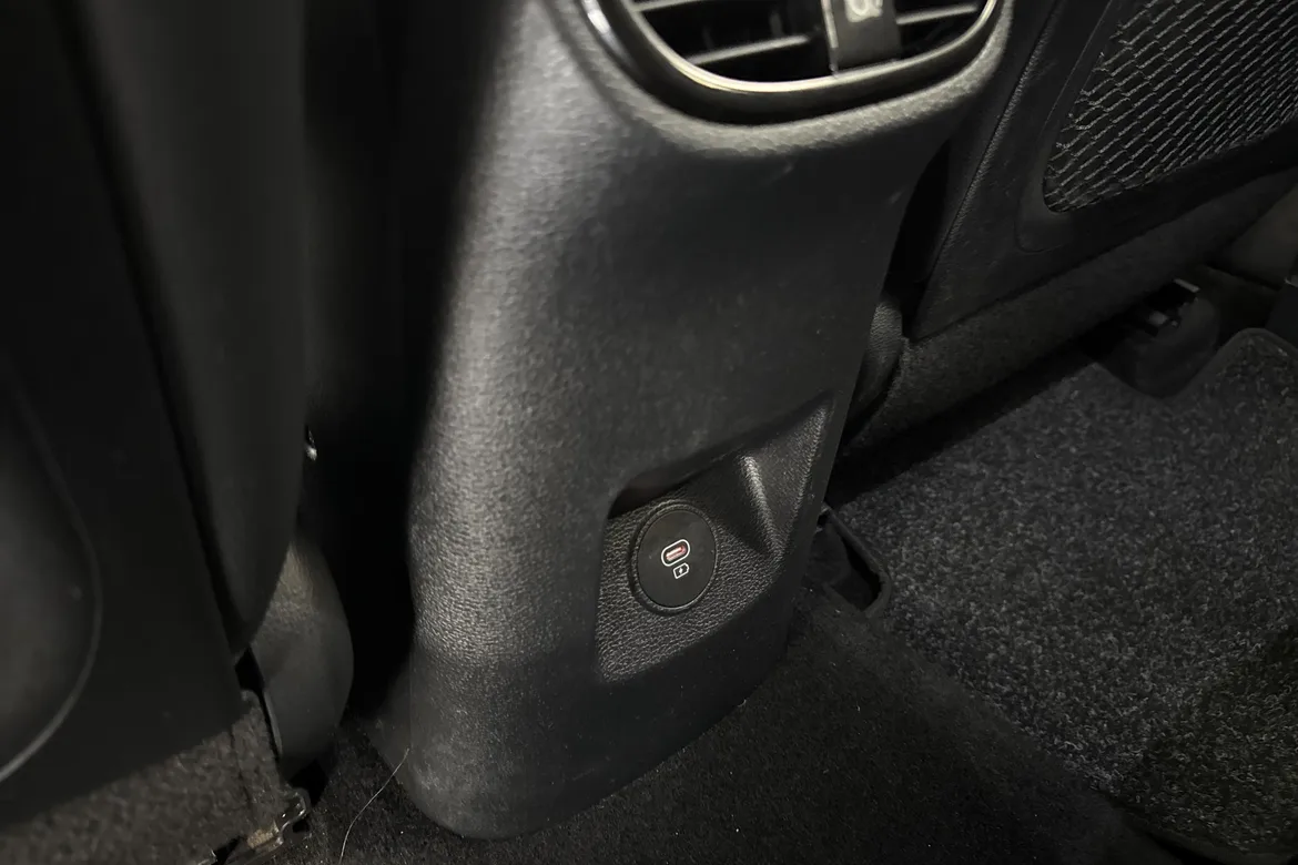 picture of a car