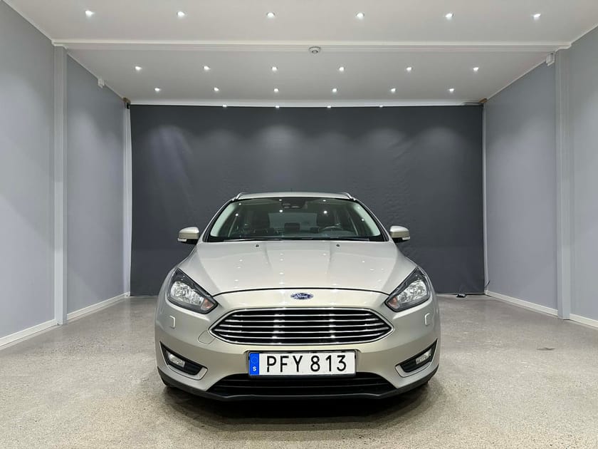 Bild 2 av Ford Focus Kombi EcoBoost SelectShift Titanium