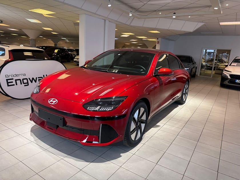 Bild 1 av Hyundai Ioniq 6 RWD 77.4 kWh  228hk El-stol Gps B-kamera