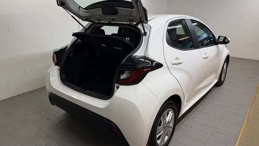 Bild 4 av Mazda 2 Hybrid Agile, 116hk Automat, Backkamera