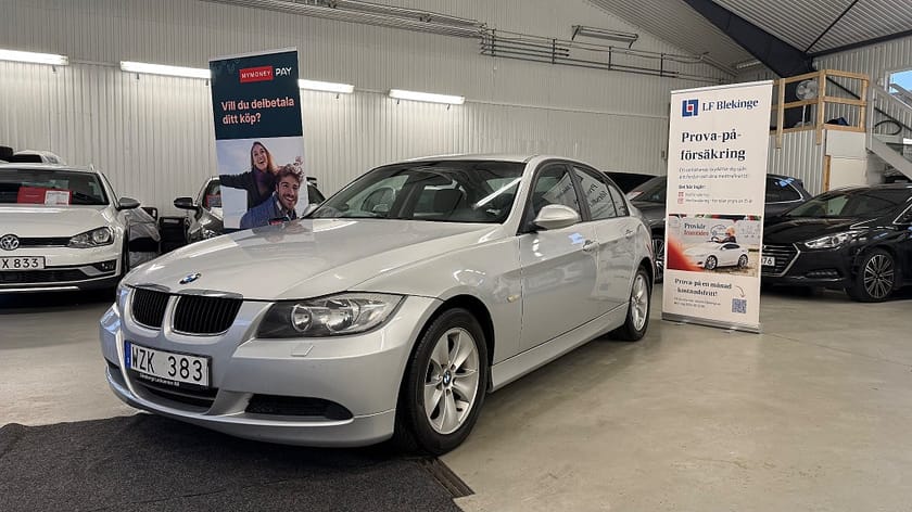 Bild 4 av BMW 320i Sedan 320 Automatisk, 150hk Comfort, Nybes *Nyservad**
