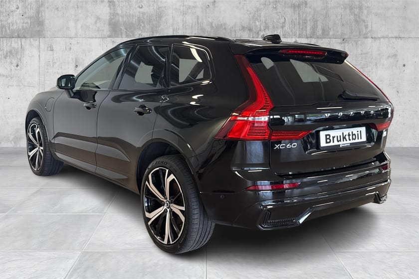 Bilde 3 av Volvo XC60 T8 Ultima Dark/B&W/Luftfj./HeadUp/21"/Pano/Long Range