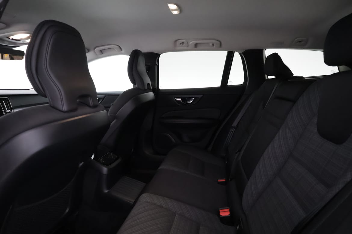 Volvo V60 2023 - miniatyr 10