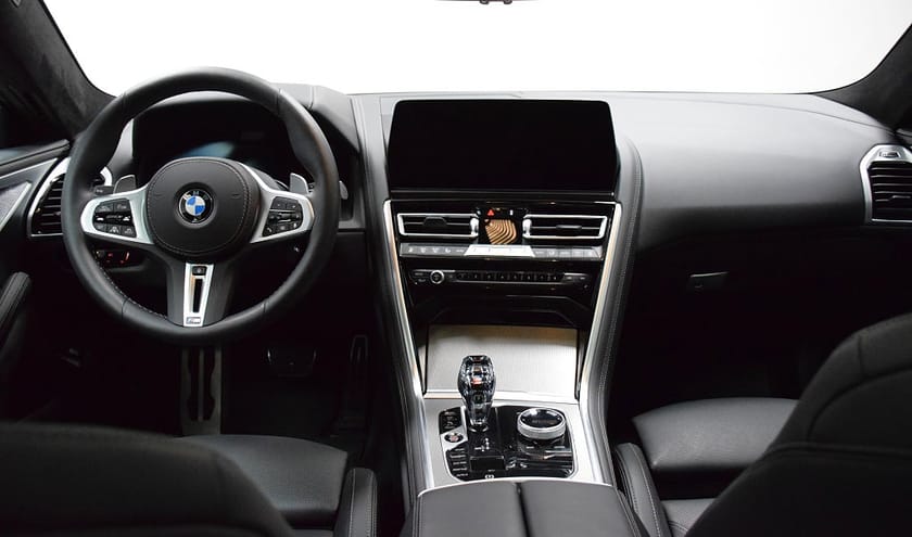 Bild 4 av BMW M850i xDrive Gran Coupe Coupé | Panorama | B&W | Laserlight