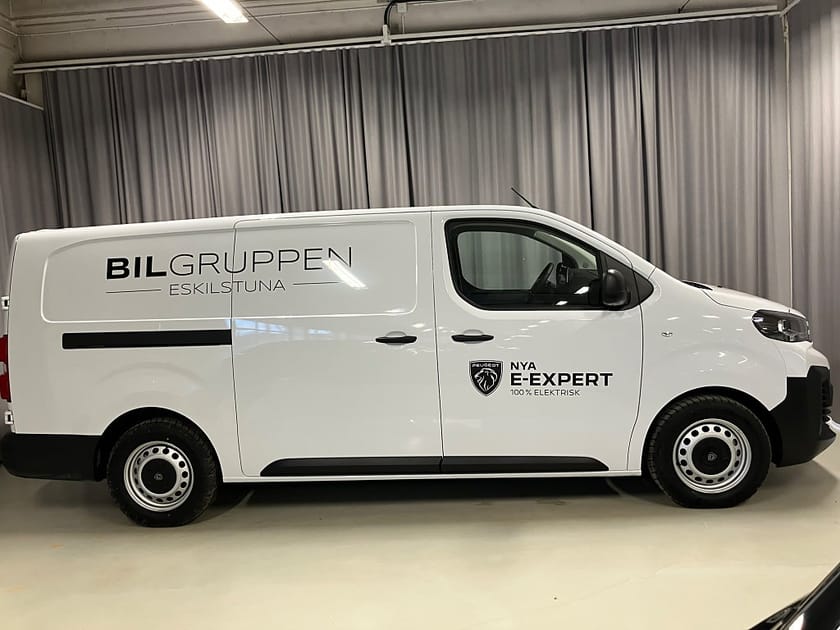 Bild 3 av Peugeot e-Expert 75kWh L3 (lång)