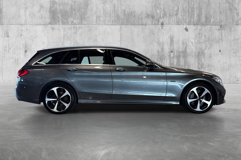 Bilde 4 av Mercedes-Benz C 300 T e C300e Plug In Hybrid 2xAMG Navi Kamera Cruise Carplay