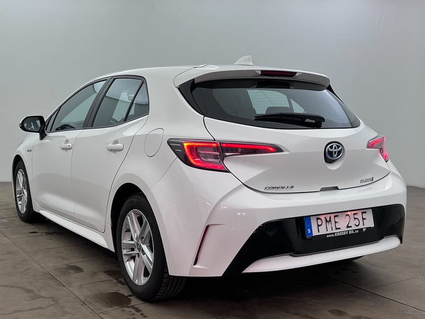 Bild 4 av Toyota Corolla Hybrid e-CVT Active Backkamera Rattvärme