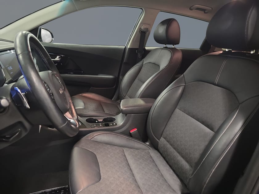 Bild 5 av Kia Niro P-HEV DCT, 141hk//Elstol//Navigation//