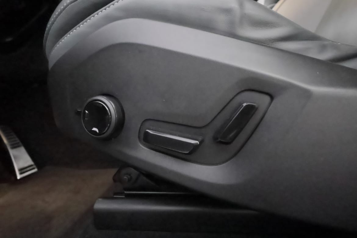 Volvo XC60 2022 - miniatyr 23