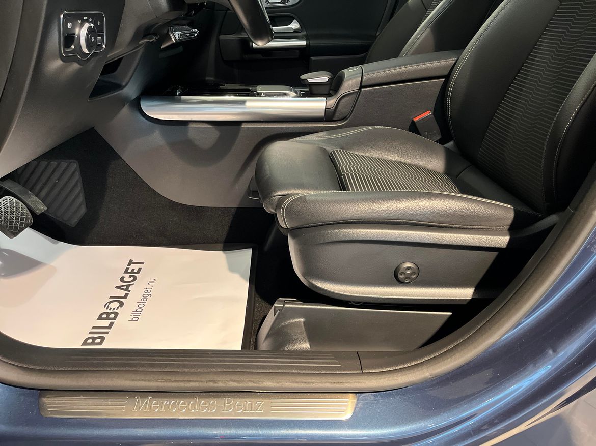 Mercedes-Benz GLA 2021 - miniatyr 17