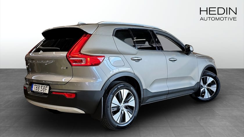 Bild 2 av Volvo XC40 B4 AWD / Drag / Momentum Advanced Navi Pro