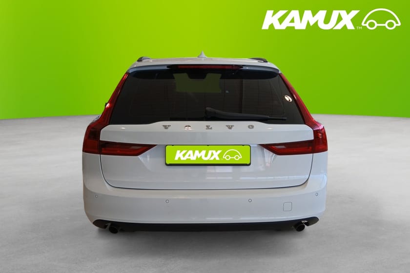 Bild 5 av Volvo V90 D4 Manuell Pilot Assist 190hk Kamrem bytt CarPlay Spotify PDC