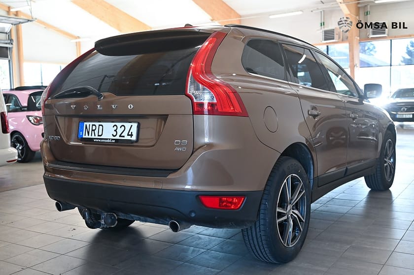 Bild 4 av Volvo XC60 D3 AWD Momentum Värmare Drag 163hk