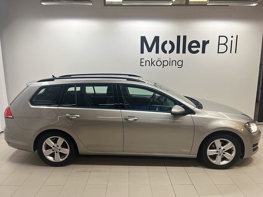 Bild 2 av Volkswagen Golf Sportscombi SC 1,6 TDI 110 DSG7 Drag & Värmare