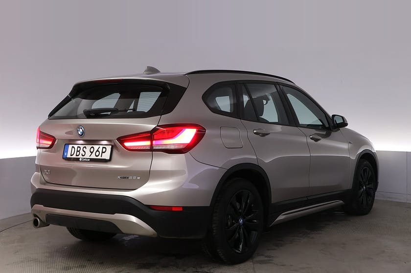 Bild 5 av BMW X1 xDrive25e Sportline HUD LED PDC Värmare Navi