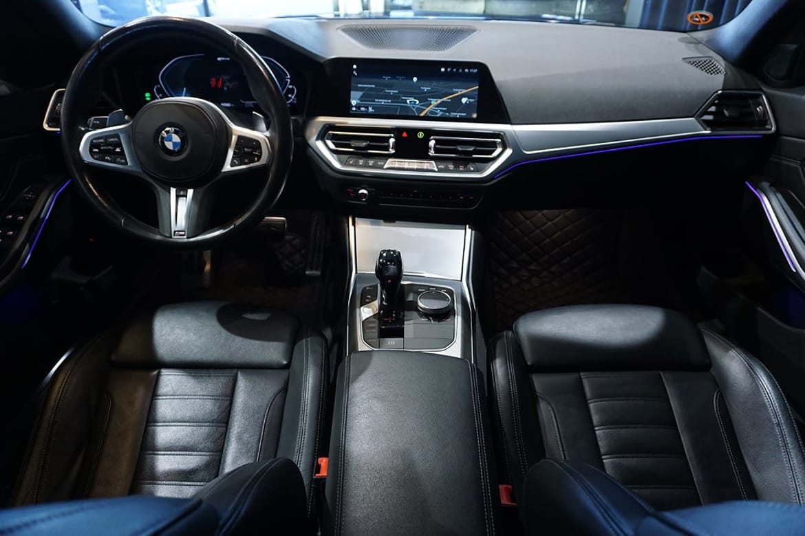 BMW 3-serie 2020 - miniatyr 11