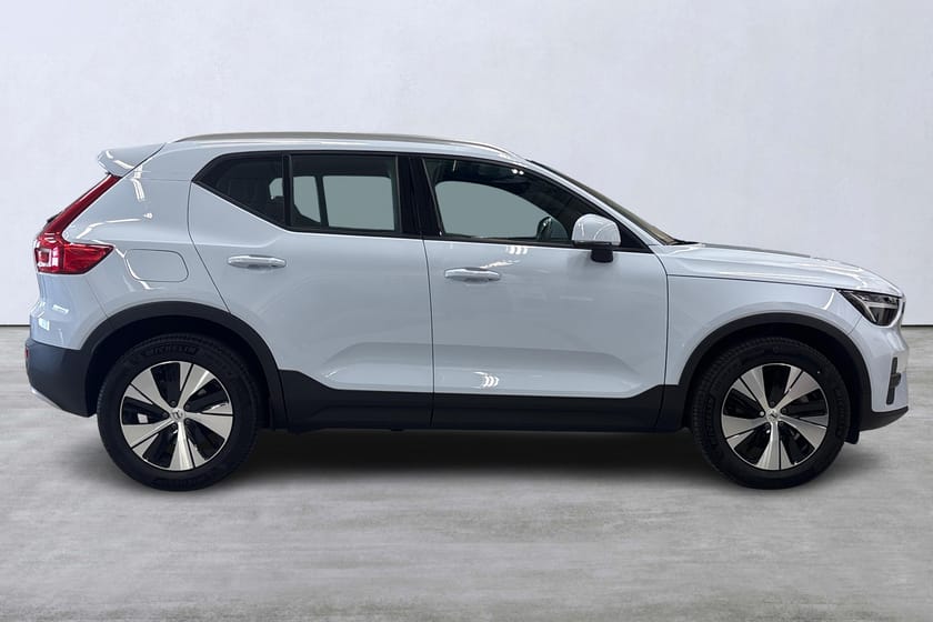 Bild 3 av Volvo XC40 B4 FWD Bensin Core