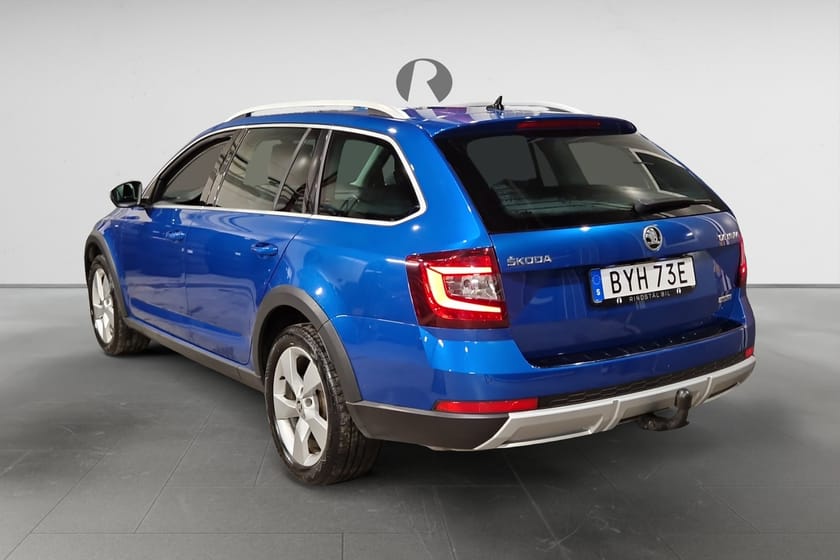 Bild 5 av Škoda Octavia Scout TDI 184 HK DSG AWD PREMIUM D-VÄRM DRAG