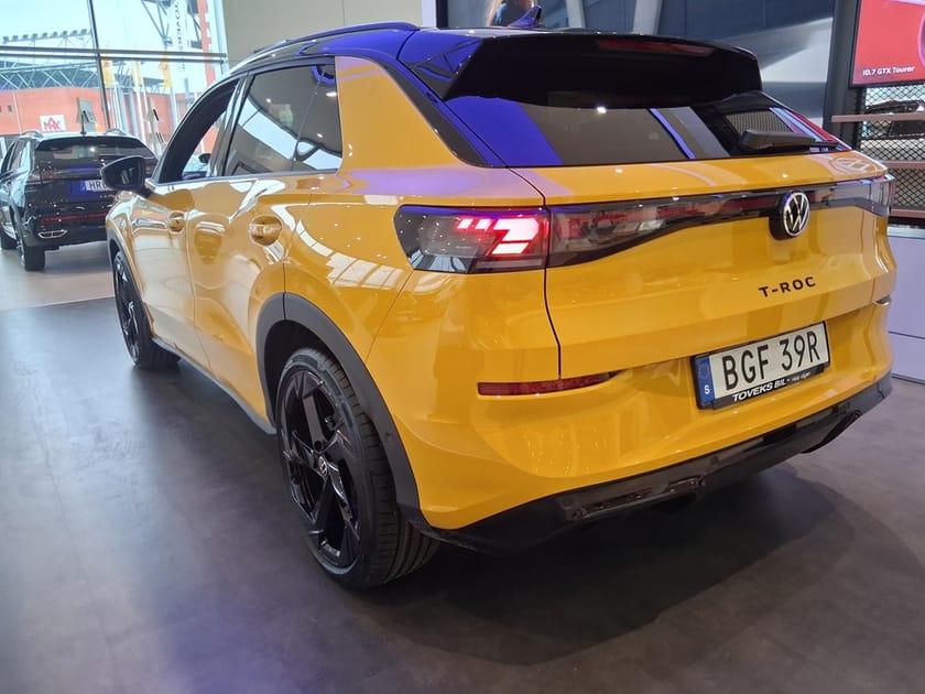 Bild 3 av Volkswagen T-Roc R-LINE  1.5 ETSI 150 HK DSG7