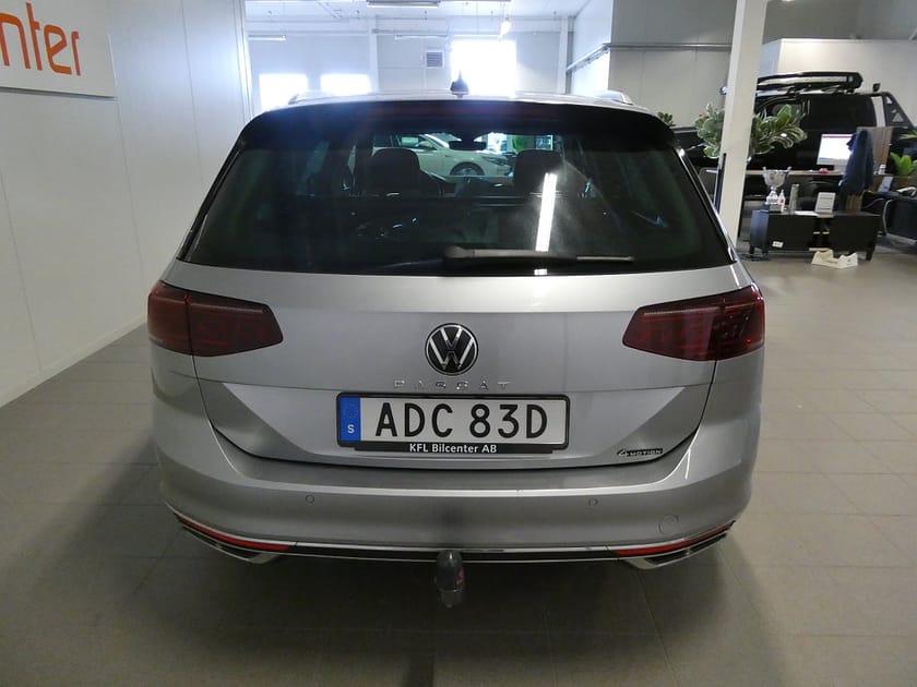 Bild 5 av Volkswagen Passat Sportscombi 2.0 TDI 4M GT R-line Drag-Värmare-Cockpit-Kamera-Navi