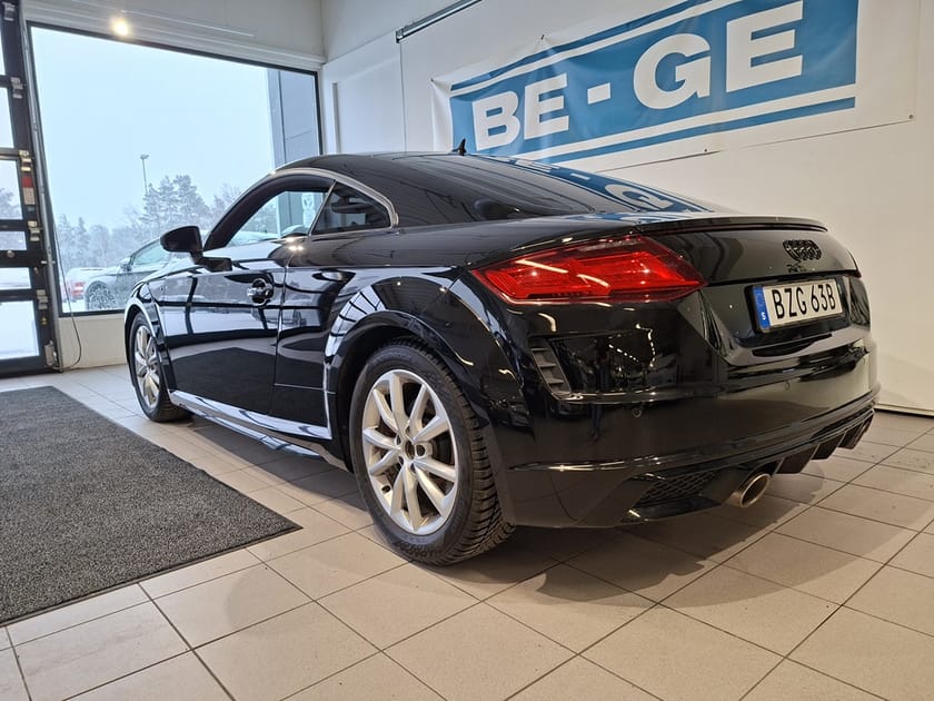 Bild 3 av Audi TT Coupé 40 TFSI S Line 197 HK S TRONIC Navi Alcantara Spor