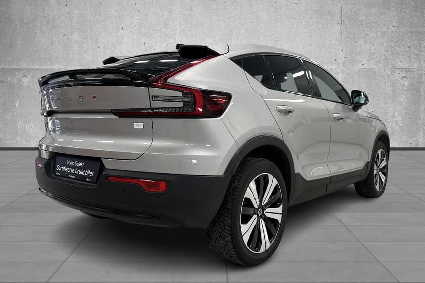 Bilde 5 av Volvo C40 Recharge Twin motor 4WD Plus I Hengerfeste I Tonede ruter