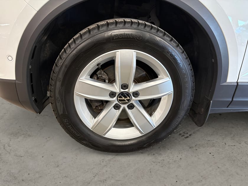 Bild 4 av Volkswagen T-Roc 1,0 TSI 110 HK