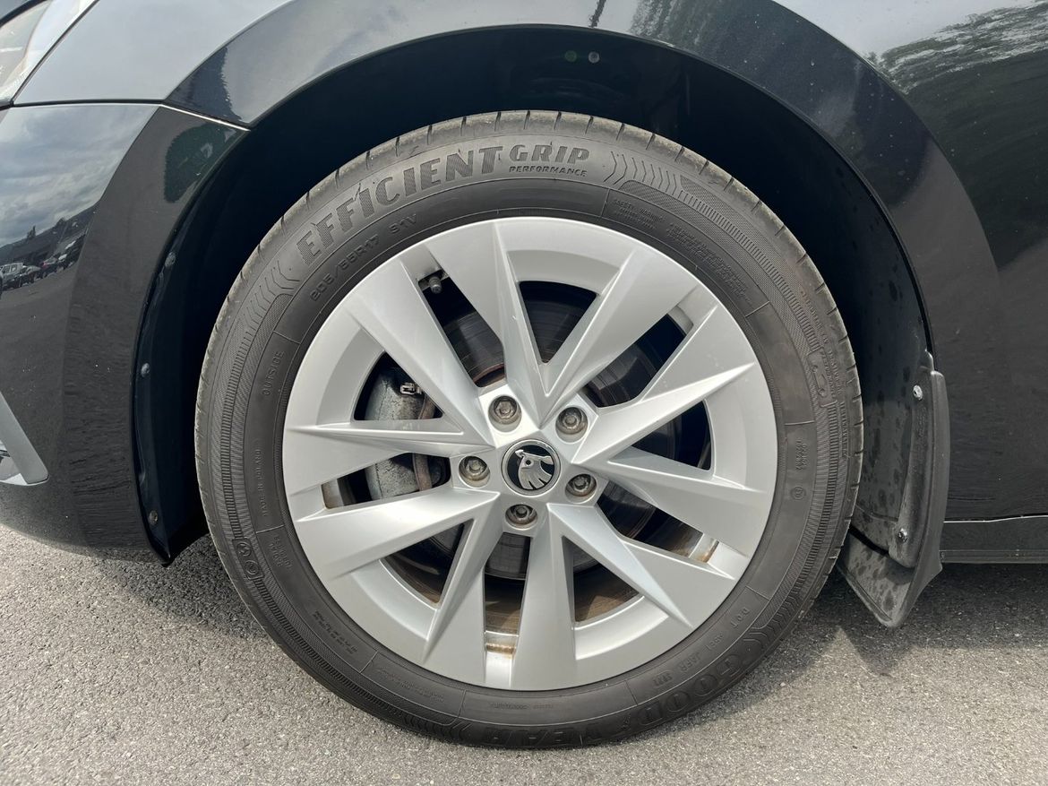 Škoda Octavia Stasjonsvogn 2.0 TDI SCR 4x4 DSG sekvensiell, 7-trinn, 150ps, 2023