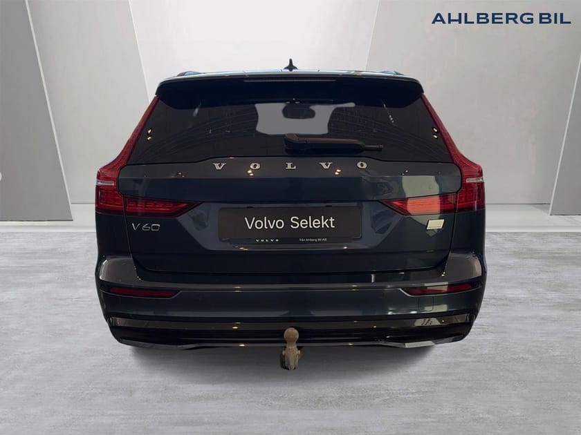 Bild 4 av Volvo V60 Recharge T6 Plus Dark. 360 Kamera, Drag, Panoramaglastak, HarmanKardon PremiumSound, Navi, Tonade rutor