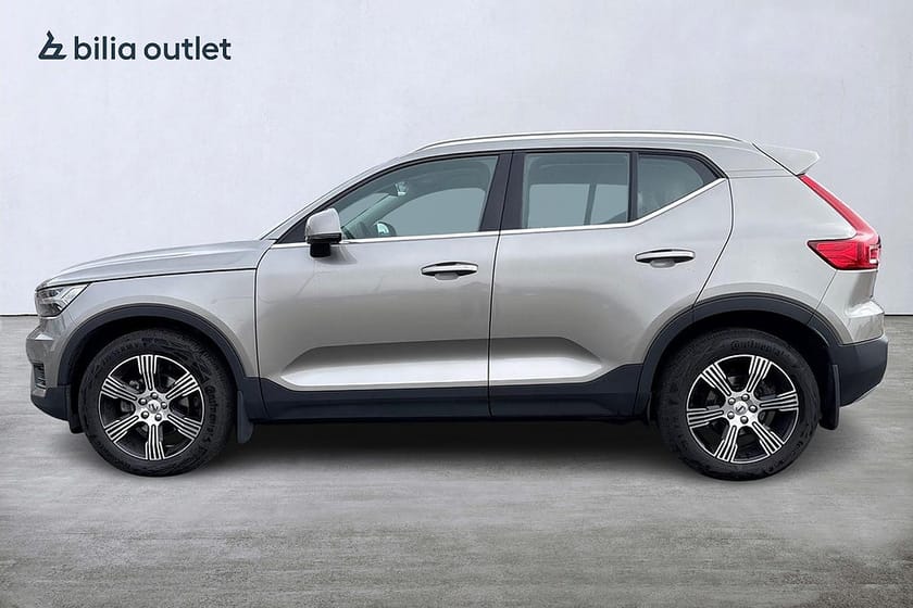 Bild 3 av Volvo XC40 T3 Geartronic Inscription 150hk Drag B-kamera Nyservad