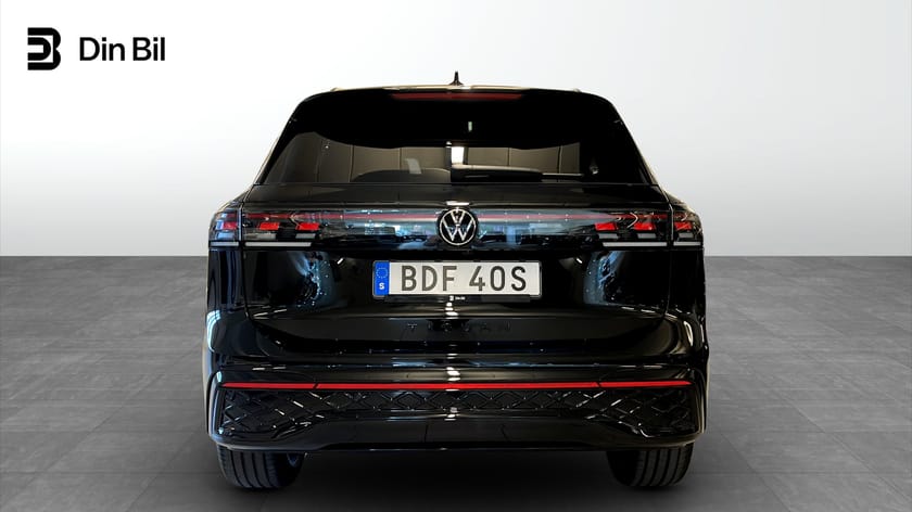Bild 5 av Volkswagen Tiguan R-LINE TDI 4M- Fyrhjulsdrivet med sportig design!