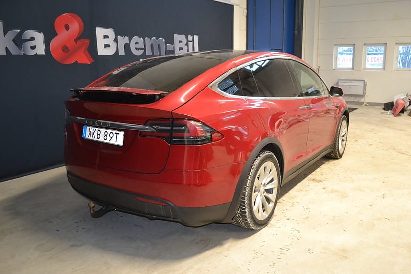 Bild 2 av Tesla Model X P100D 611hk dragkrok