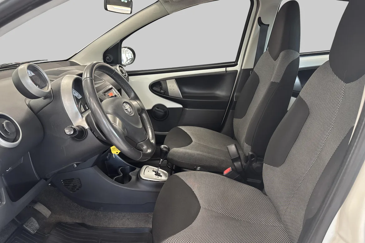 picture of a car