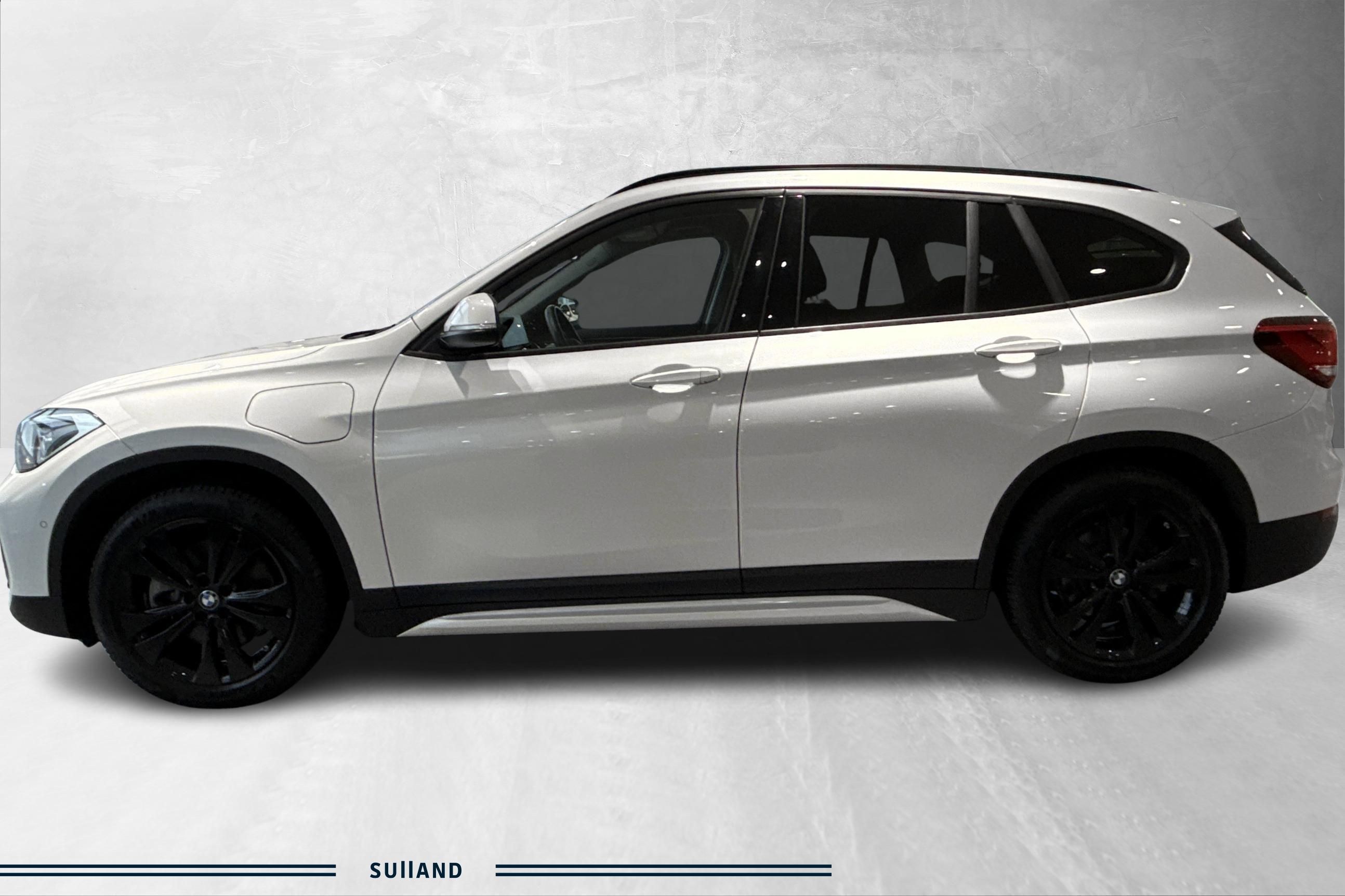 Thumnail bilde 1 av BMW X1 xDrive25e