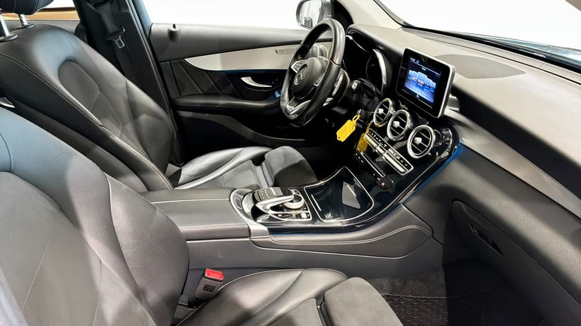 Bild 3 av Mercedes-Benz GLC 220 d 4MATIC Dragkrok, Burmester, Panorama