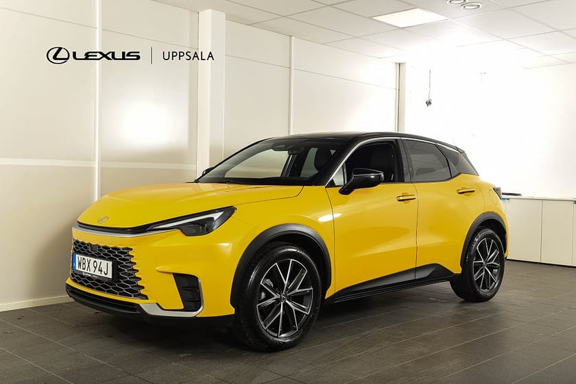 Bild 1 av Lexus LBX 1.5 E-CVT Relax Tech Backkamera Skinn