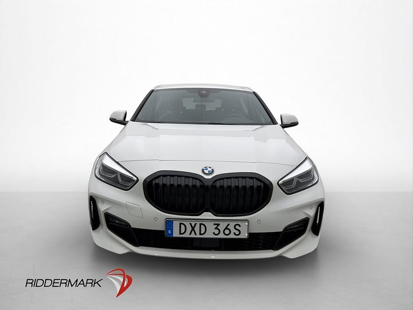 Bild 2 av BMW 118i 118 M Sport Shadow Hifi Kamera Halvskinn Rattvärme