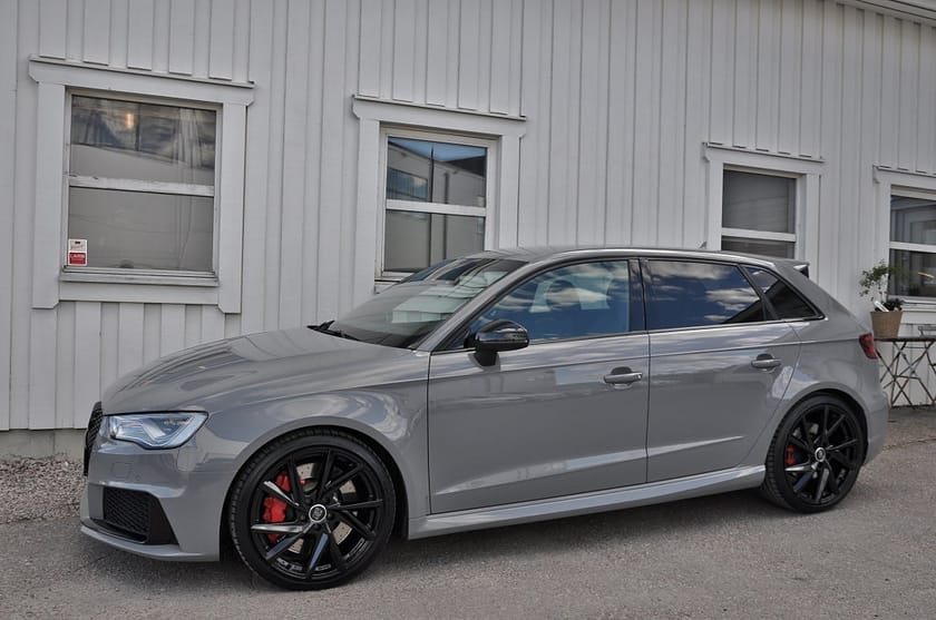 Bild 2 av Audi RS 3 Sportback RS3 2.5 TFSI 367hk Quattro S-Tronic B&O